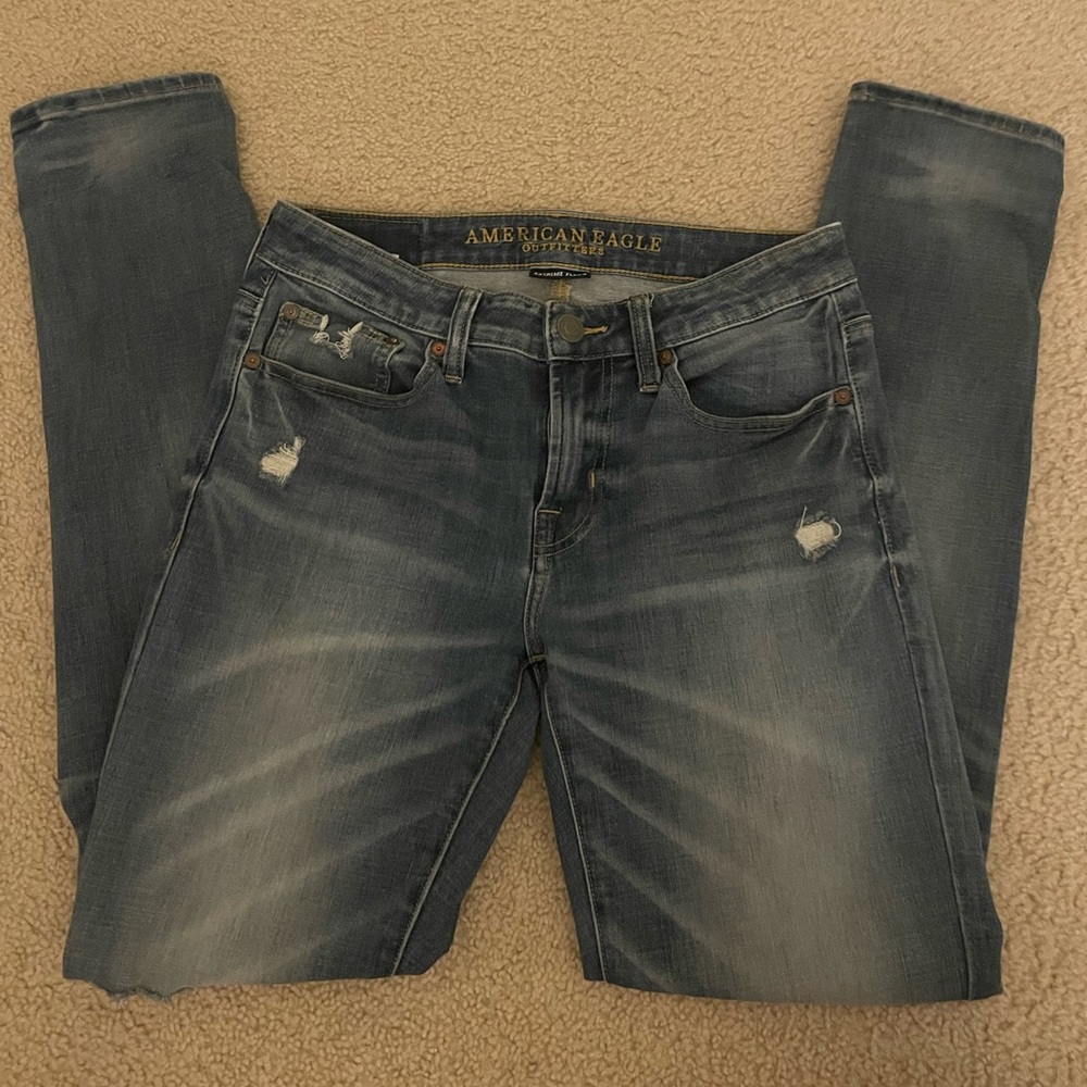 American Eagle Distressed Jeans